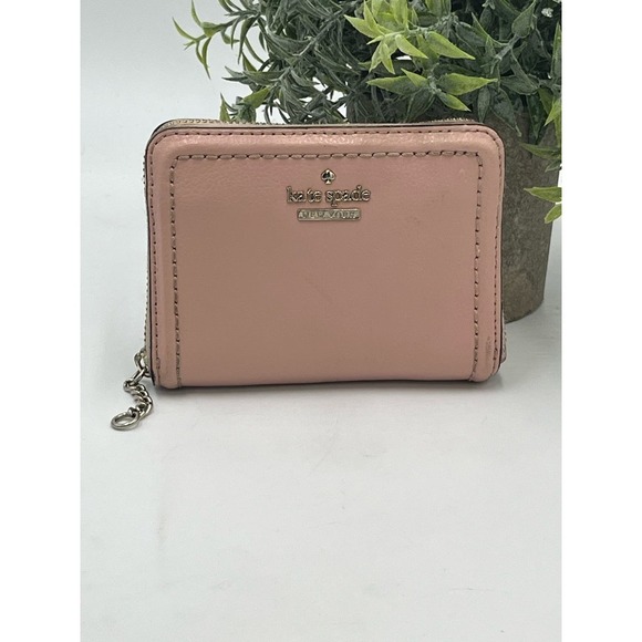 Kate Spade Pink Zip Bifold Rose Smoke Color Pebble Leather‎ Wallet - Picture 2 of 12